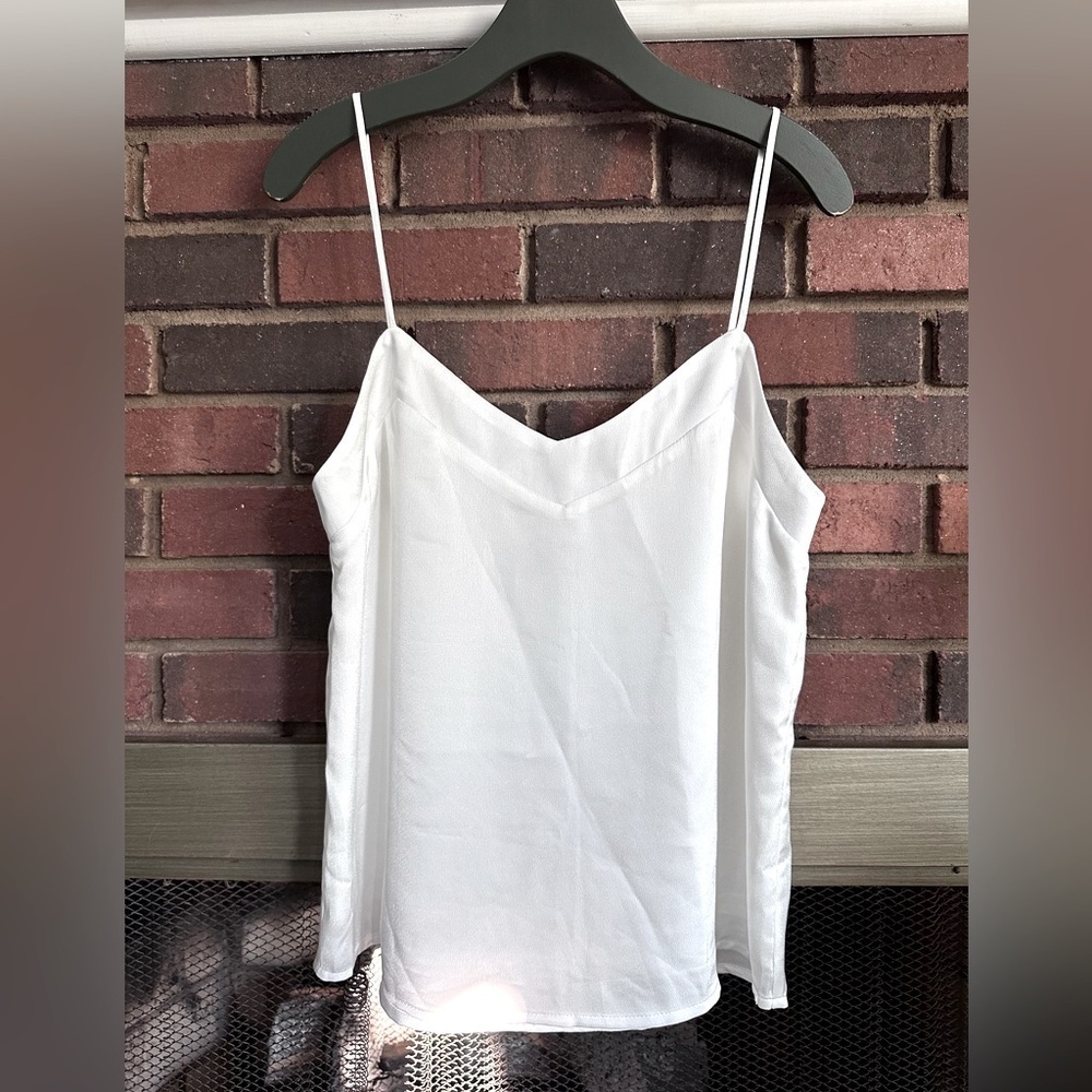 #7) Wishlist apparel  adjustable strap shoulder top size medium.